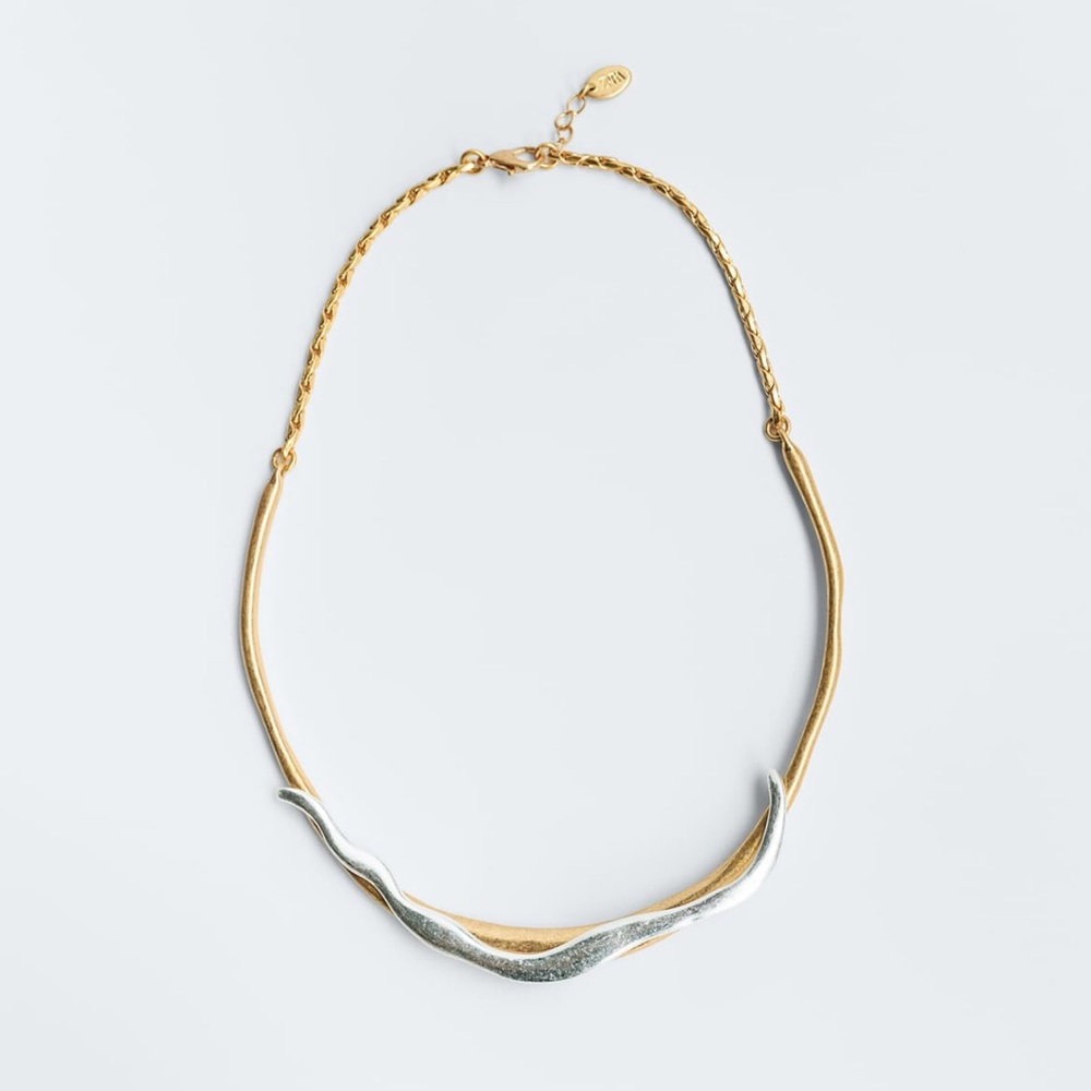 Collar Necklace